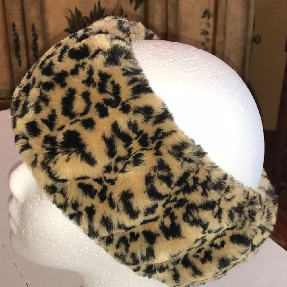 Ear muffs - Picture 3 of 4